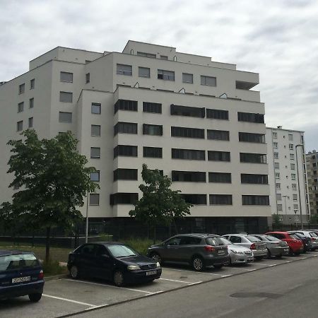 Korkyra Apartment Zagreb Exterior photo